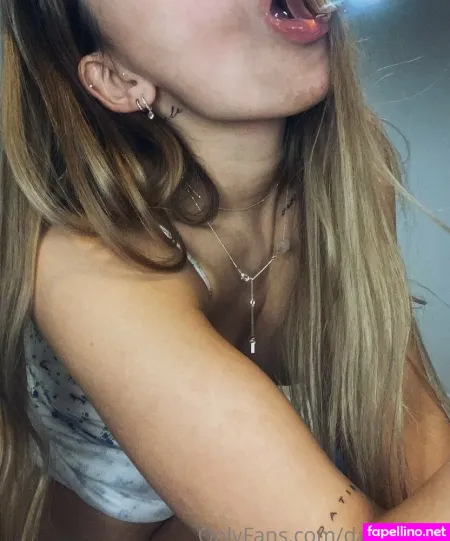 Karyneparent OnlyFans Thumbnail #luTBVnEGh6