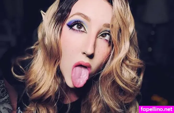 Kasey M Kay OnlyFans Thumbnail #ov2fSDKYLl