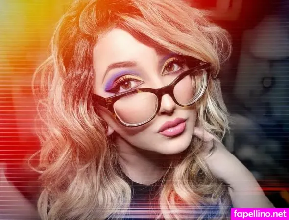 Kasey M Kay OnlyFans Thumbnail #v9u8iPOAra