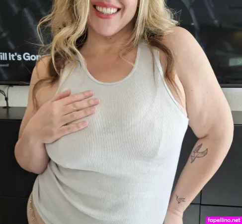 Kasiathereader OnlyFans Thumbnail #s408Ceit6U