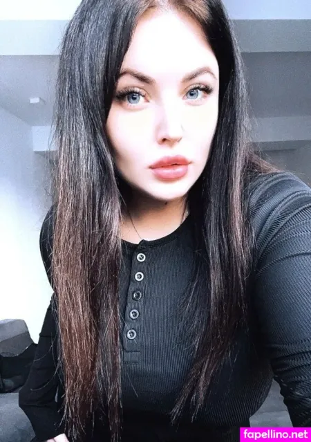 Kaspimorrr OnlyFans Thumbnail #Z92KnIFdBB