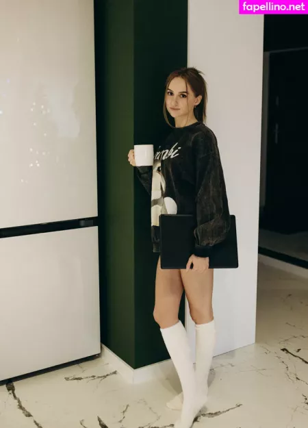 Kassaria OnlyFans Thumbnail #FeAYi2a8tN