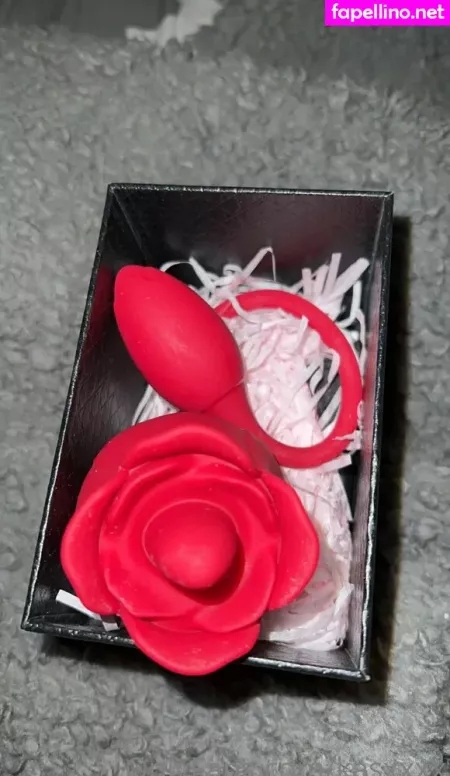 Kasxxxx OnlyFans Thumbnail #dRKHcuv9fb