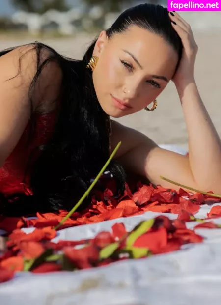 Kat Corrao OnlyFans Thumbnail #llbq1B1584