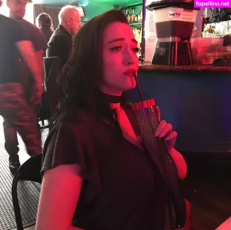 Kat Dennings OnlyFans Thumbnail #TvoEG87XNl