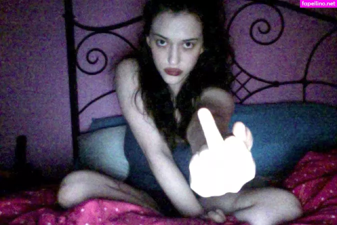 Kat Dennings OnlyFans Thumbnail #pPclIaKbDi