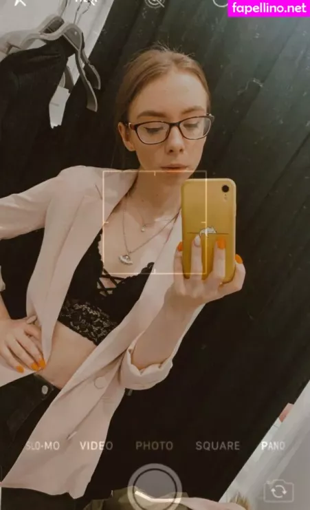 Kat Fox OnlyFans Thumbnail #CelzsJcIZj