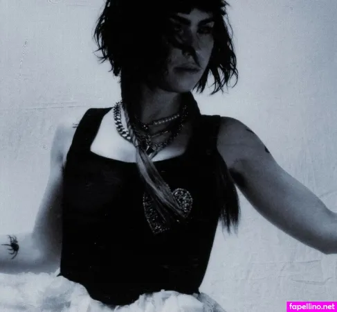 Kat Moss OnlyFans Thumbnail #cD59DJSHeC