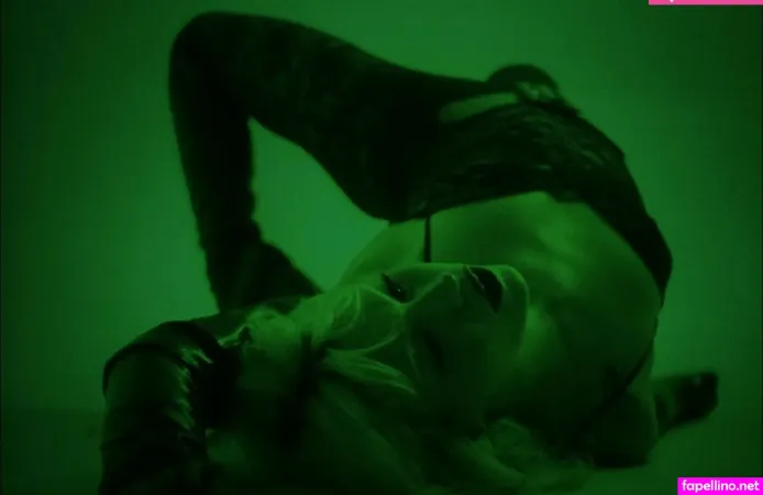 Kat Moss OnlyFans Thumbnail #ozyCauY9Gl