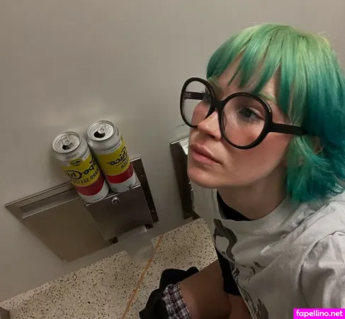 Kat Moss OnlyFans Thumbnail #ysHnDZpDB3