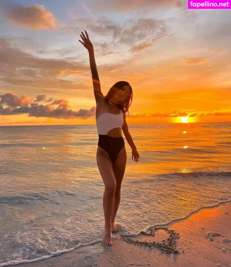 Kat Stickler OnlyFans Thumbnail #A1OyrGyvE1