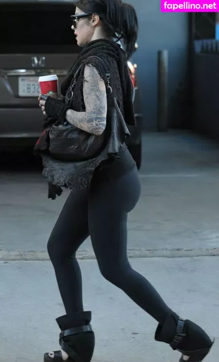 Kat Von D OnlyFans Thumbnail #NBKipb3lUT