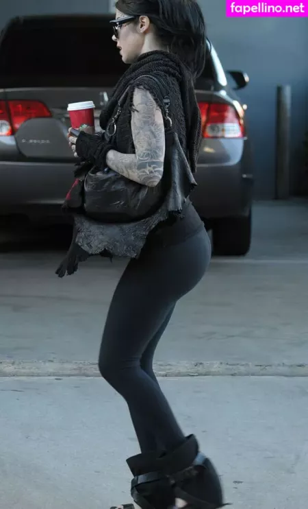 Kat Von D OnlyFans Thumbnail #VXVfrO3POC