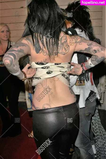 Kat Von D OnlyFans Thumbnail #yR9YAGWXNT