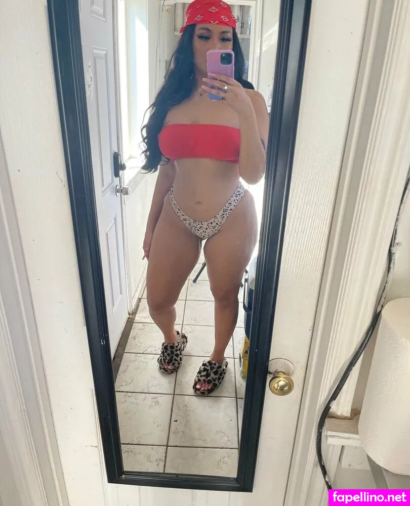 katanarosexoxo, kaybombb_irl Nude Leaked OnlyFans Photo #eAX2ATrHfn