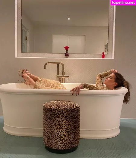 Kate Beckinsale OnlyFans Thumbnail #7NqS5RpEHH