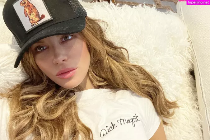 Kate Beckinsale OnlyFans Thumbnail #APJfZDt9QN