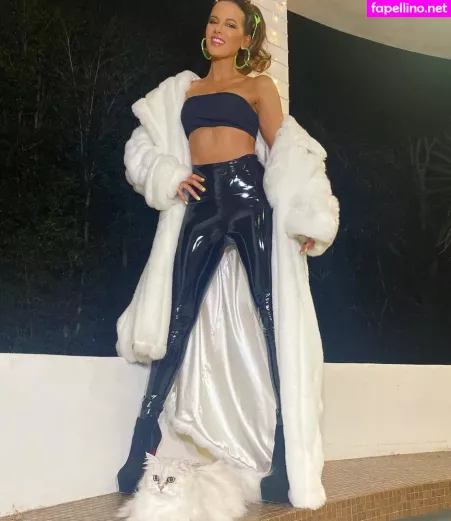 Kate Beckinsale OnlyFans Thumbnail #sER0XBmxCF