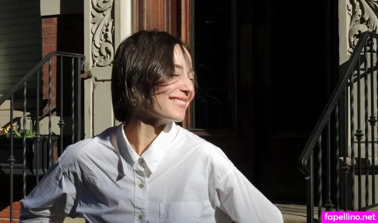 Kate Easton OnlyFans Thumbnail #U3MH1NH89x