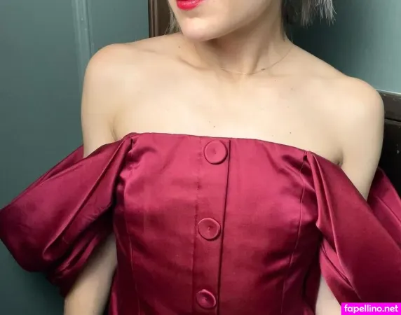 Kate Easton OnlyFans Thumbnail #p1CiIoWTlr