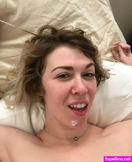 Kate Ettinger OnlyFans Thumbnail #045w2qSFtO