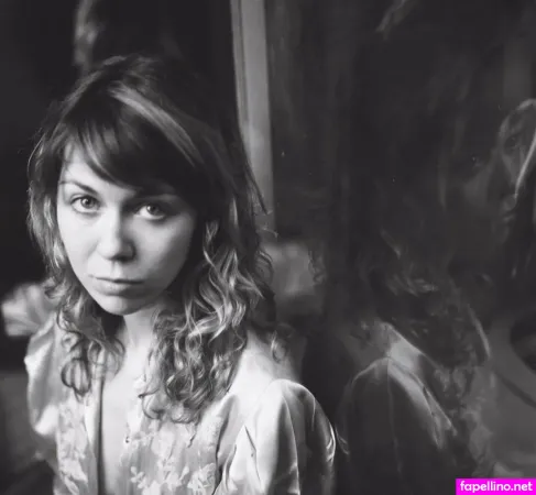 Kate Ettinger OnlyFans Thumbnail #AAquUy04el