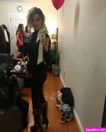 Kate Ettinger OnlyFans Thumbnail #D4jT2zgwW5