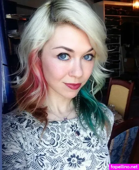 Kate Ettinger OnlyFans Thumbnail #ggBPQGdqKn