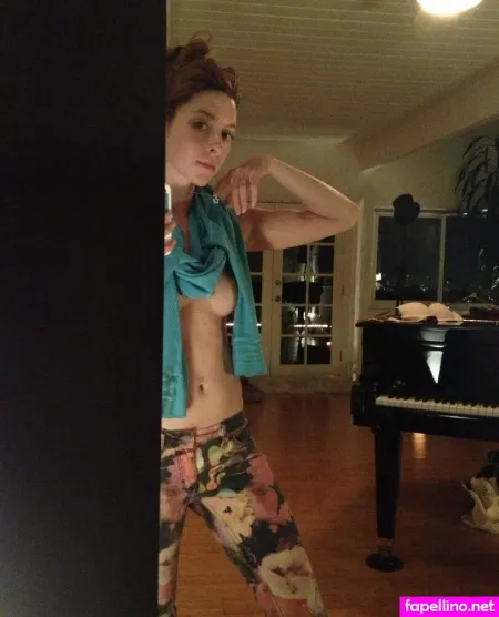 Kate Gorney Miller OnlyFans Thumbnail #BNoAzBKnns