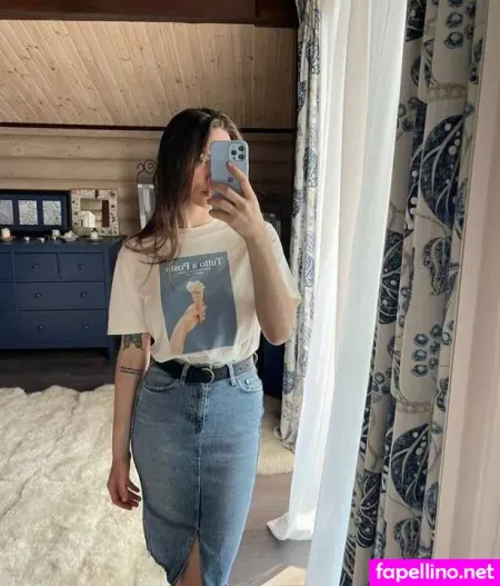 Kate Greey OnlyFans Thumbnail #LmxEVhM5k3