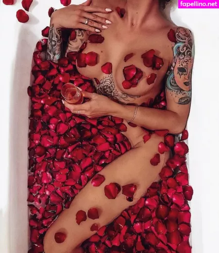 Kate Hazzard OnlyFans Thumbnail #DlTISKKnEn