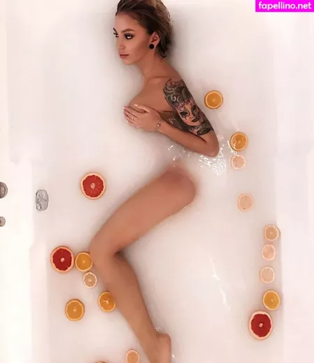 Kate Hazzard OnlyFans Thumbnail #hTmHOa4Pfa