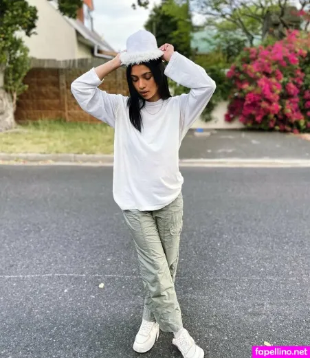 Kate Jenner OnlyFans Thumbnail #AIoNSGN3lA