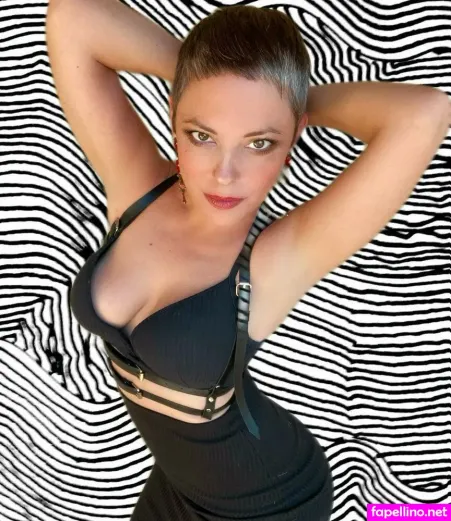 Kate Kelton OnlyFans Thumbnail #H0HRTAWqKR