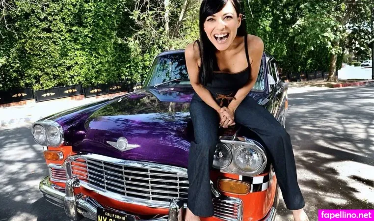 Kate Kelton OnlyFans Thumbnail #sJtrALCKbC