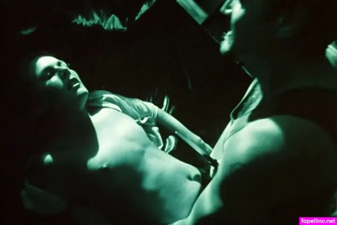 Kate Kendall OnlyFans Thumbnail #aCxX9dXx9H