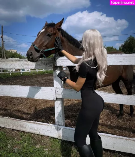 Kate Kirienko OnlyFans Thumbnail #xGfwJmYGbD