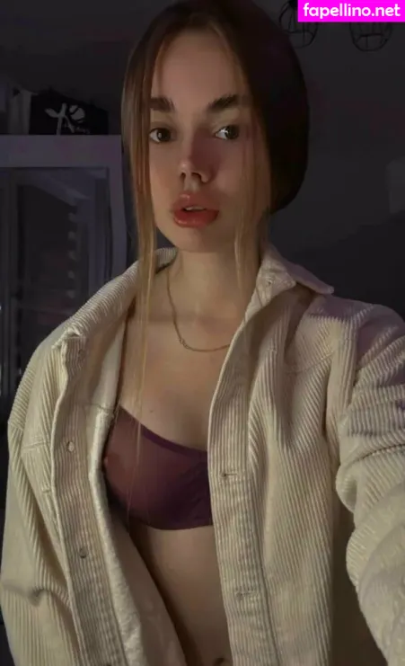 Kate Latex OnlyFans Thumbnail #YY9aUC40q2