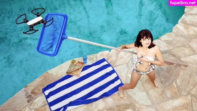 Kate Micucci OnlyFans Thumbnail #AaGuvTLv1k