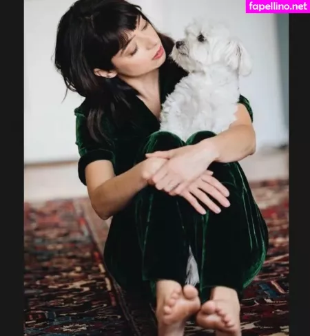 Kate Micucci OnlyFans Thumbnail #SicEZmJY0J