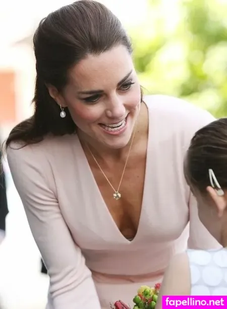 Kate Middleton OnlyFans Thumbnail #oS6P4Op9W9