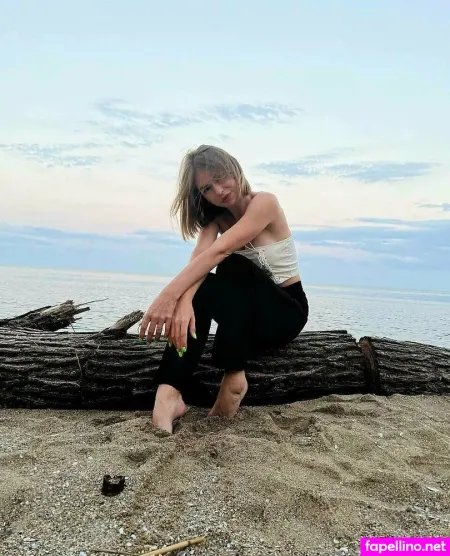 Kate Murr OnlyFans Thumbnail #CccZz3RC7p