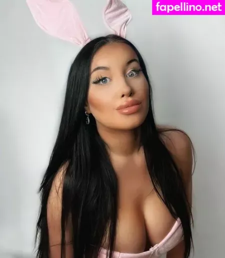 Kate Patterson OnlyFans Thumbnail #D59zXvDpLz