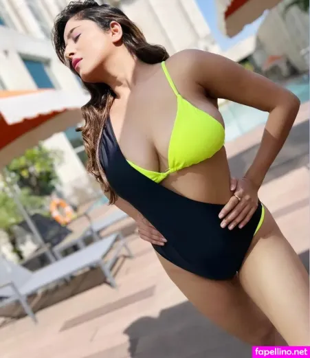 Kate Sharma 1 OnlyFans Thumbnail #UZa0ha7ZlB