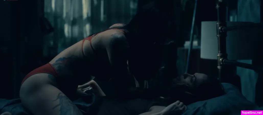 Kate Siegel OnlyFans Thumbnail #2oyoRFdmUY