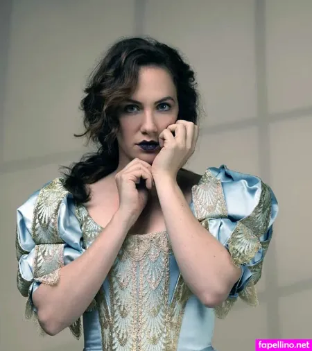 Kate Siegel OnlyFans Thumbnail #OX9OVlLMSf