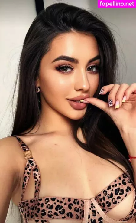 Kate Utopiaa OnlyFans Thumbnail #dY3pW1J5b8