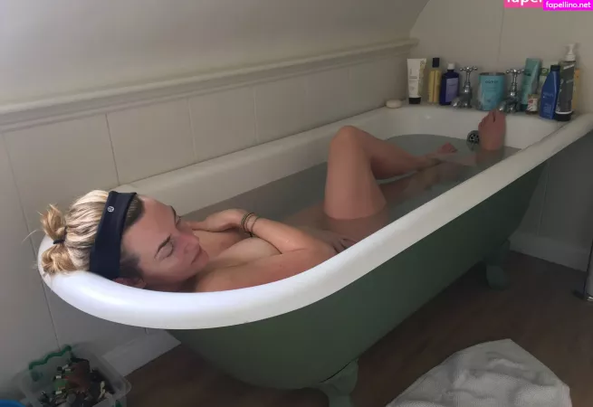 Kate Winslet OnlyFans Thumbnail #2U7JoatCos