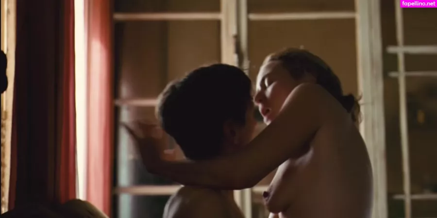 Kate Winslet OnlyFans Thumbnail #cVpPuyoLdI