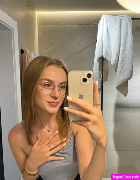 Kateandkatrin OnlyFans Thumbnail #s9nZeApb2z